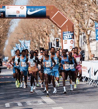 Tête de course du marathon de Lille